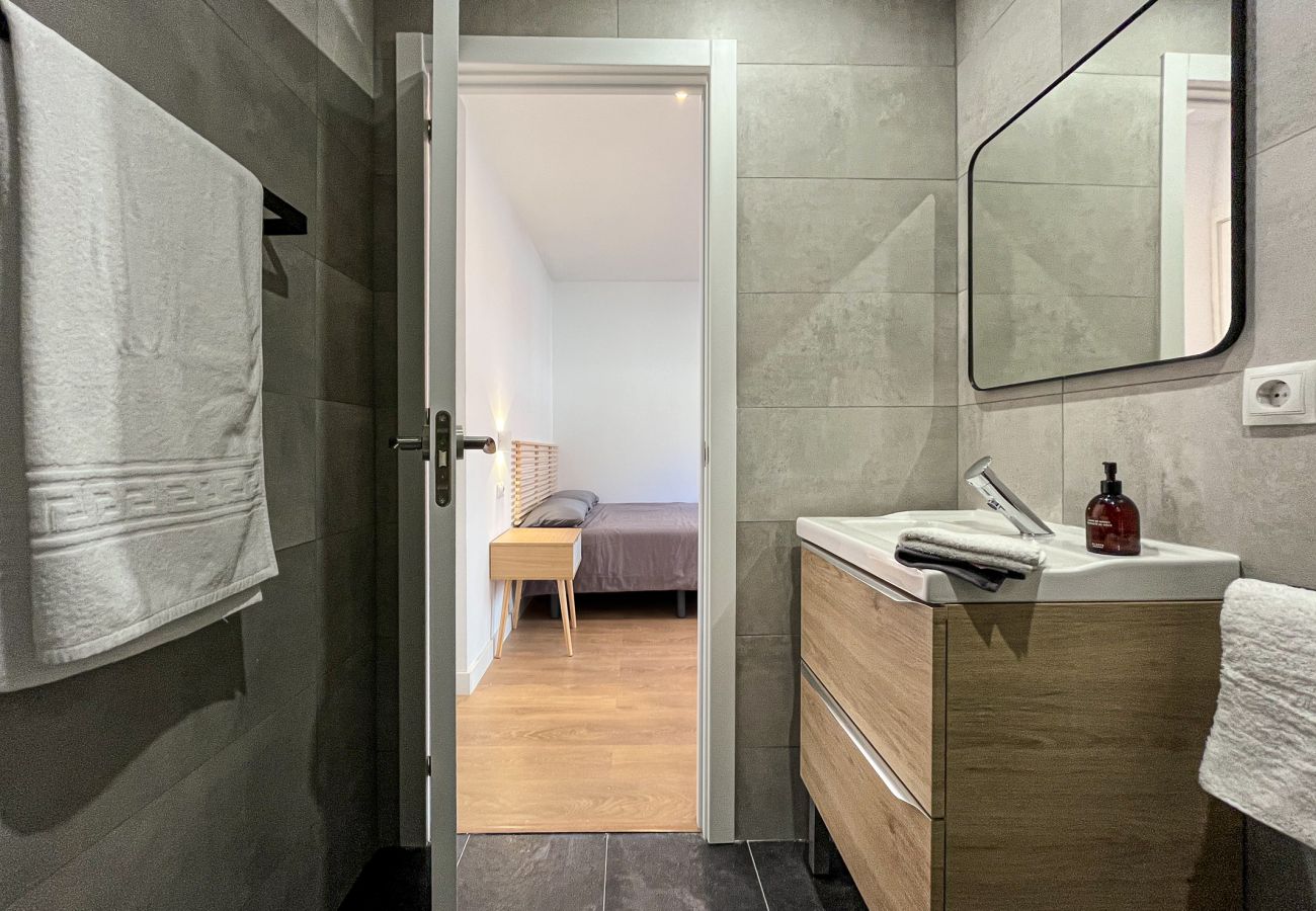 Apartamento en Oviedo - 625A 5 dormitorios con baño