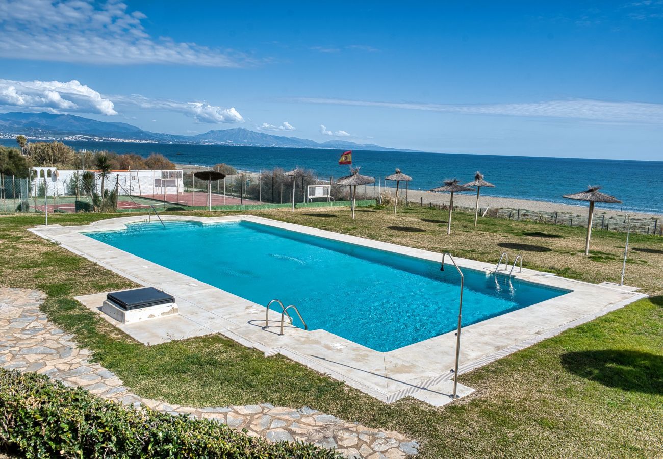 Apartamento en San Luis de Sabanillas - 3003 Beachfront Duplex Penthouse with Stunning Sea