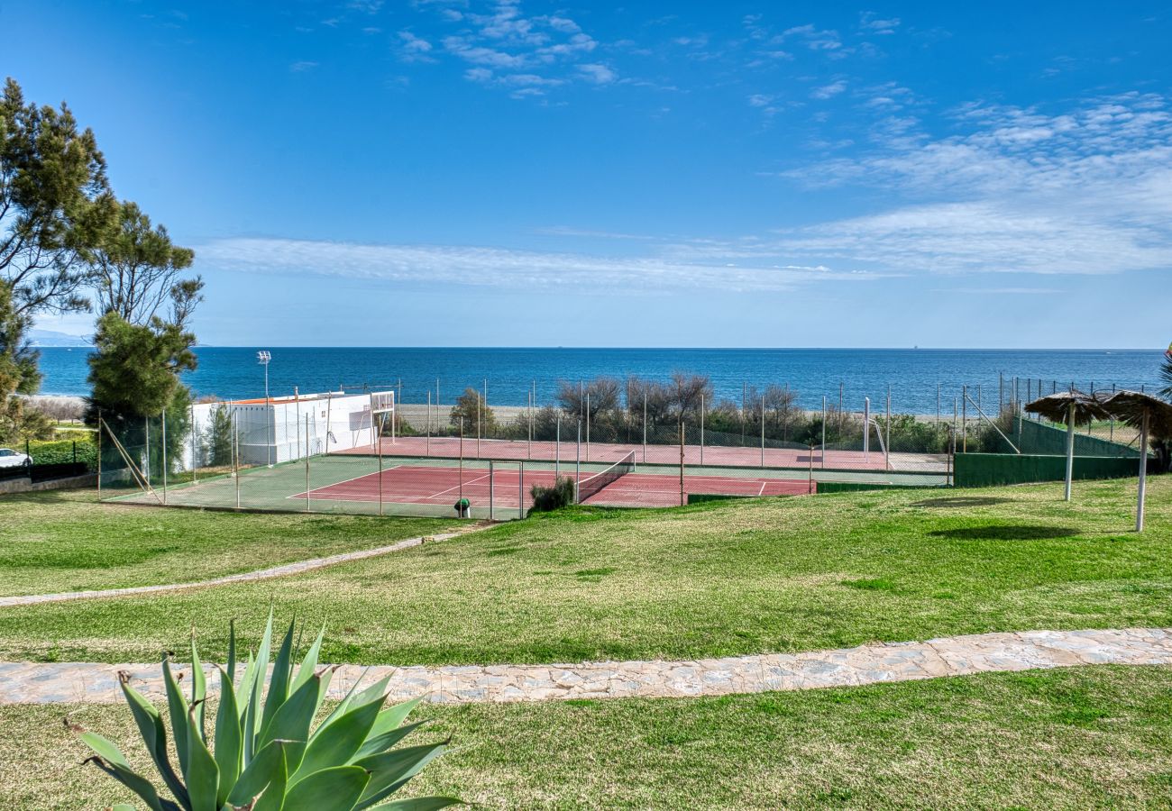 Apartamento en San Luis de Sabanillas - 3003 Beachfront Duplex Penthouse with Stunning Sea
