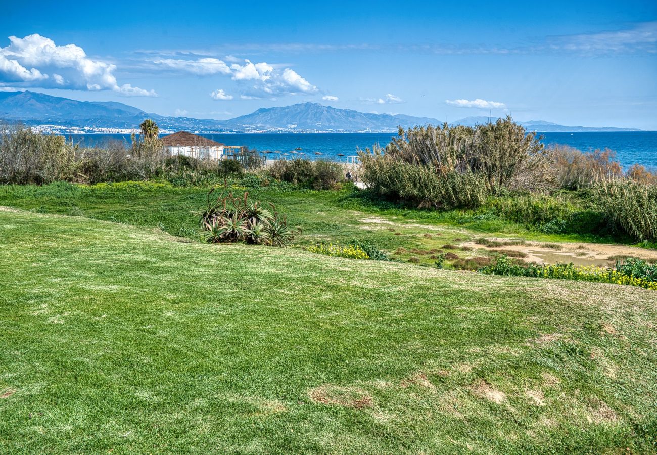 Apartamento en San Luis de Sabanillas - 3003 Beachfront Duplex Penthouse with Stunning Sea