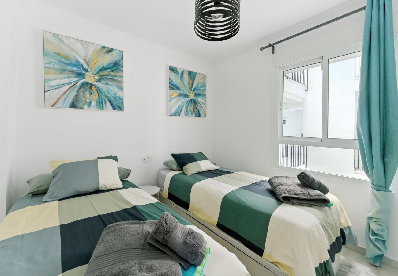 Apartamento en San Luis de Sabanillas - 3003 Beachfront Duplex Penthouse with Stunning Sea
