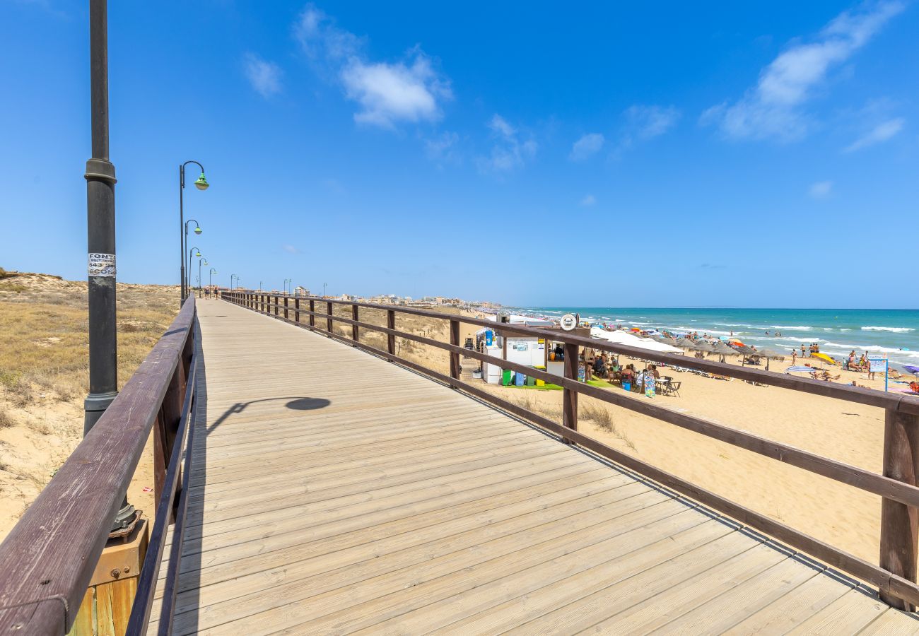 Apartamento en La Mata - My Little Corner by Fidalsa