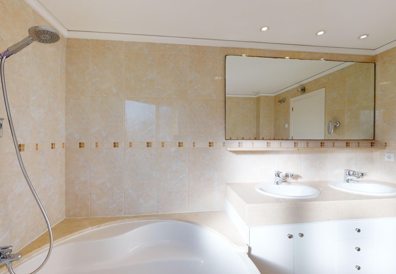 Villa en Oliva - Villa K1-1D