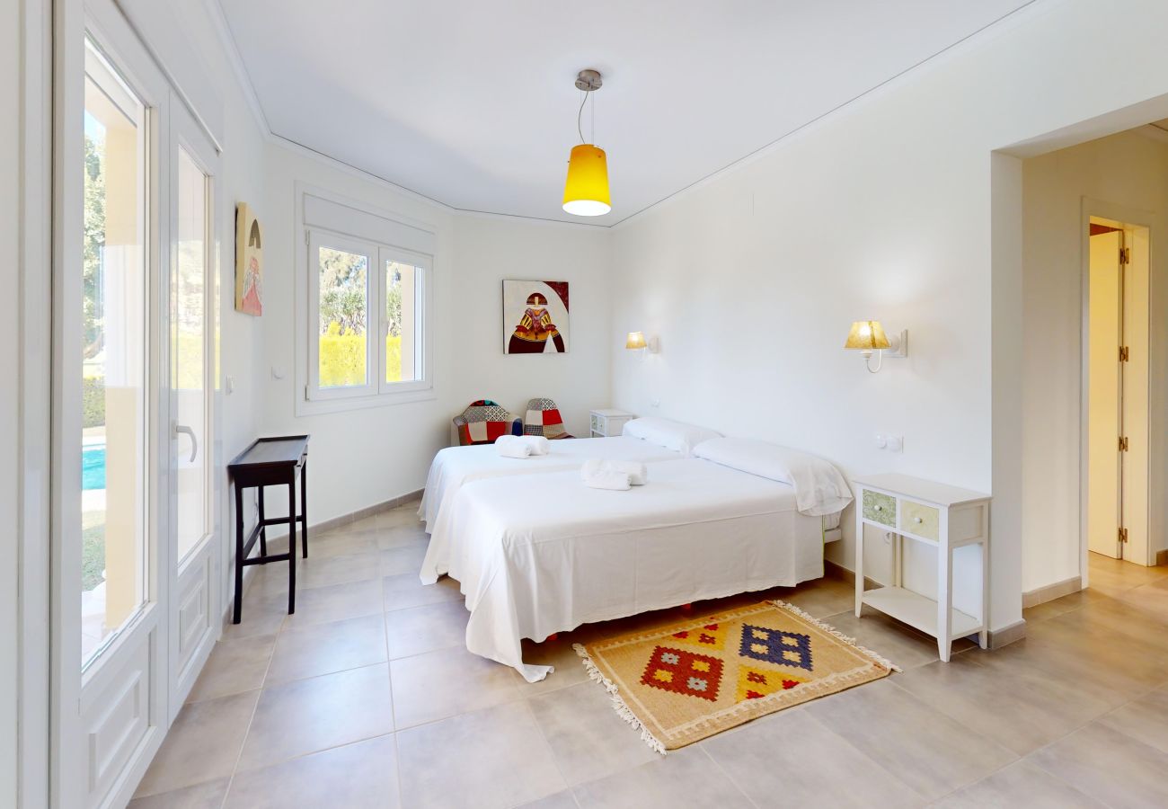 Villa en Oliva - Villa K1-1D