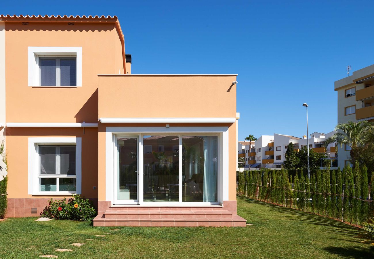 Bungalow en Oliva - Malibu Beach III 17