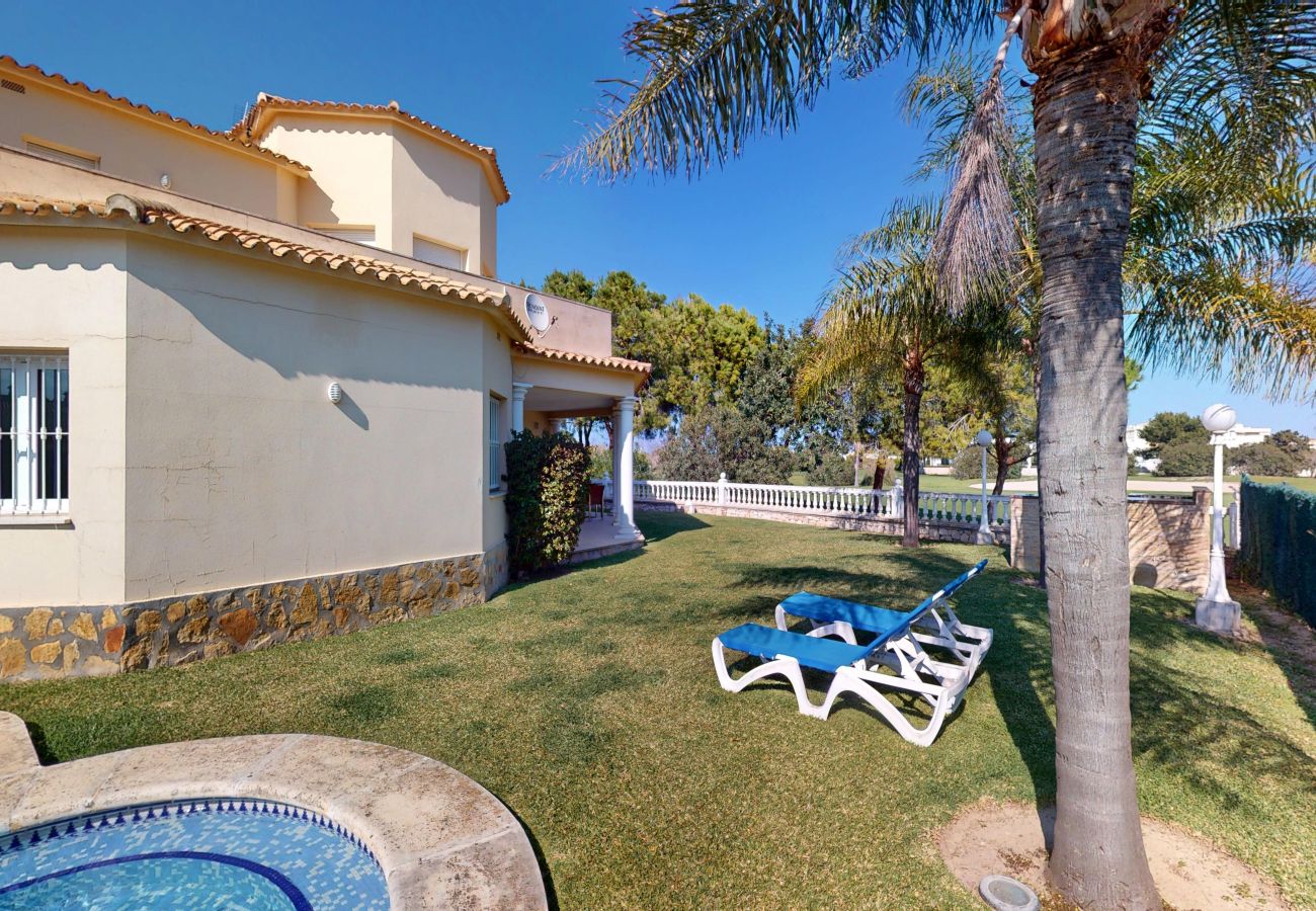Villa en Oliva - Villa K2-58