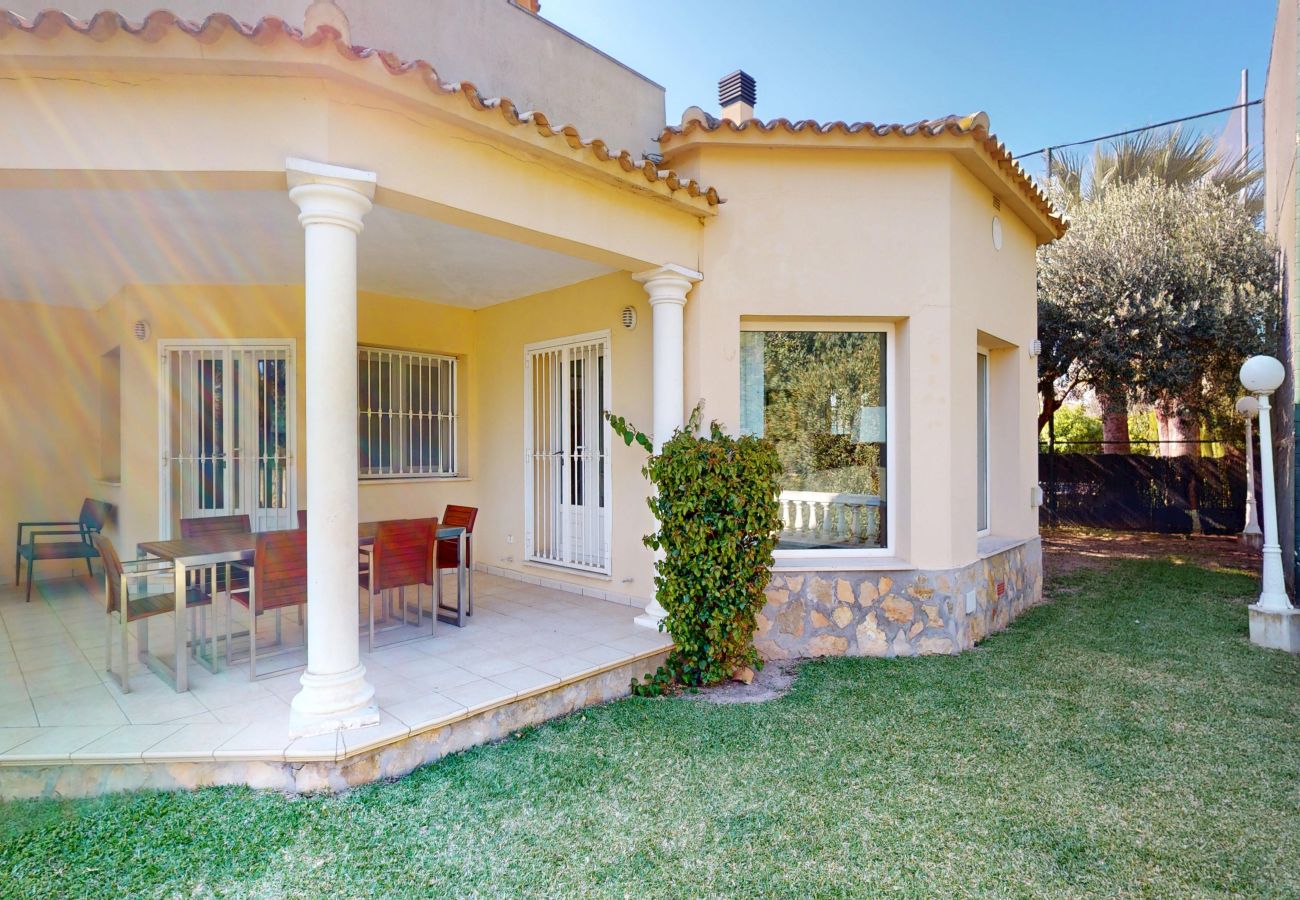 Villa en Oliva - Villa K2-58