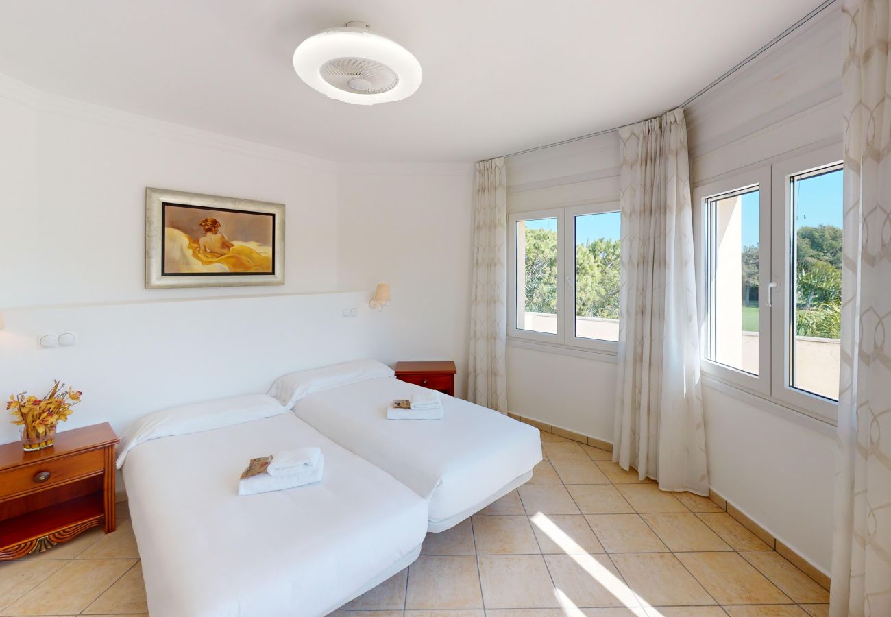 Villa en Oliva - Villa K2-58