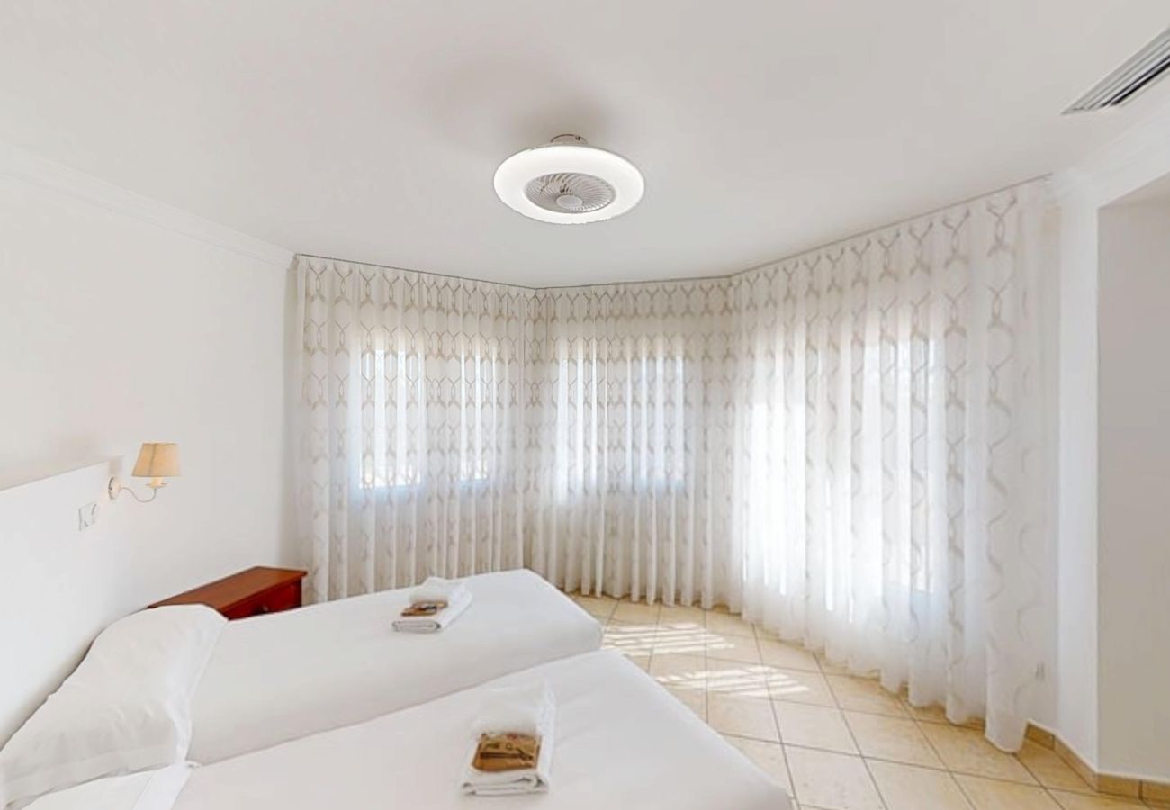 Villa en Oliva - Villa K2-58