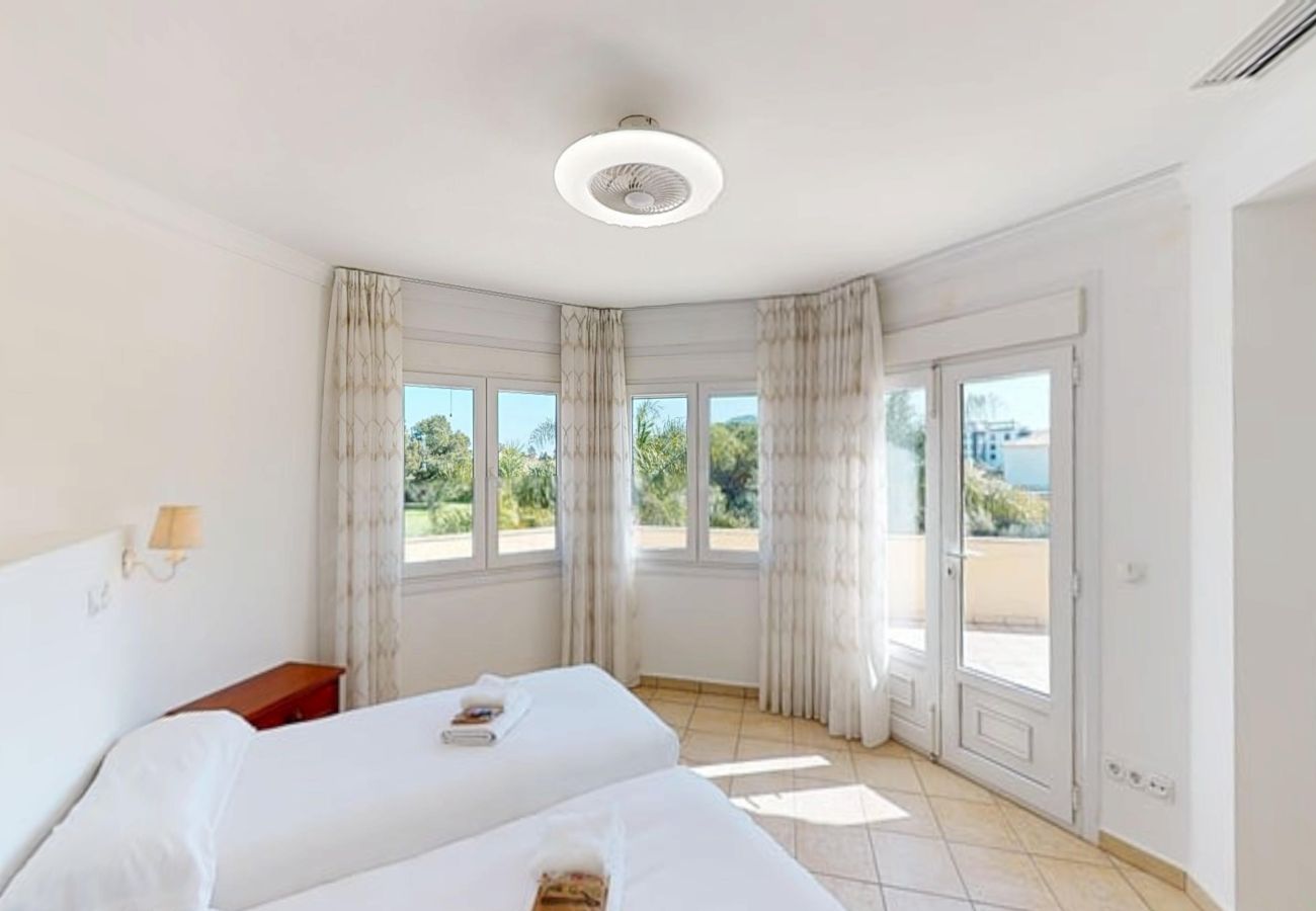 Villa en Oliva - Villa K2-58