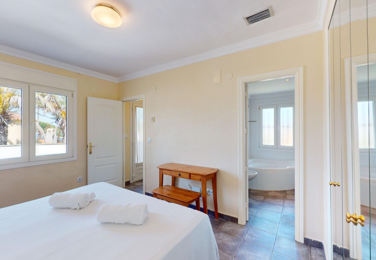 Villa en Oliva - Villa K2-15D