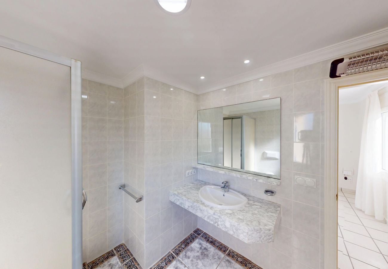 Villa en Oliva - Villa Picasso 14K