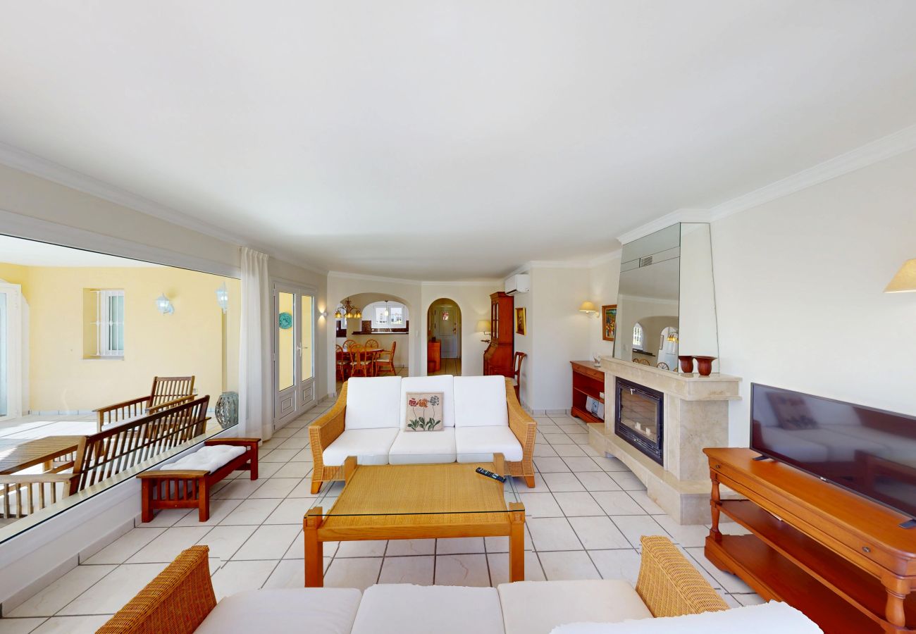 Villa en Oliva - Villa Picasso 14K