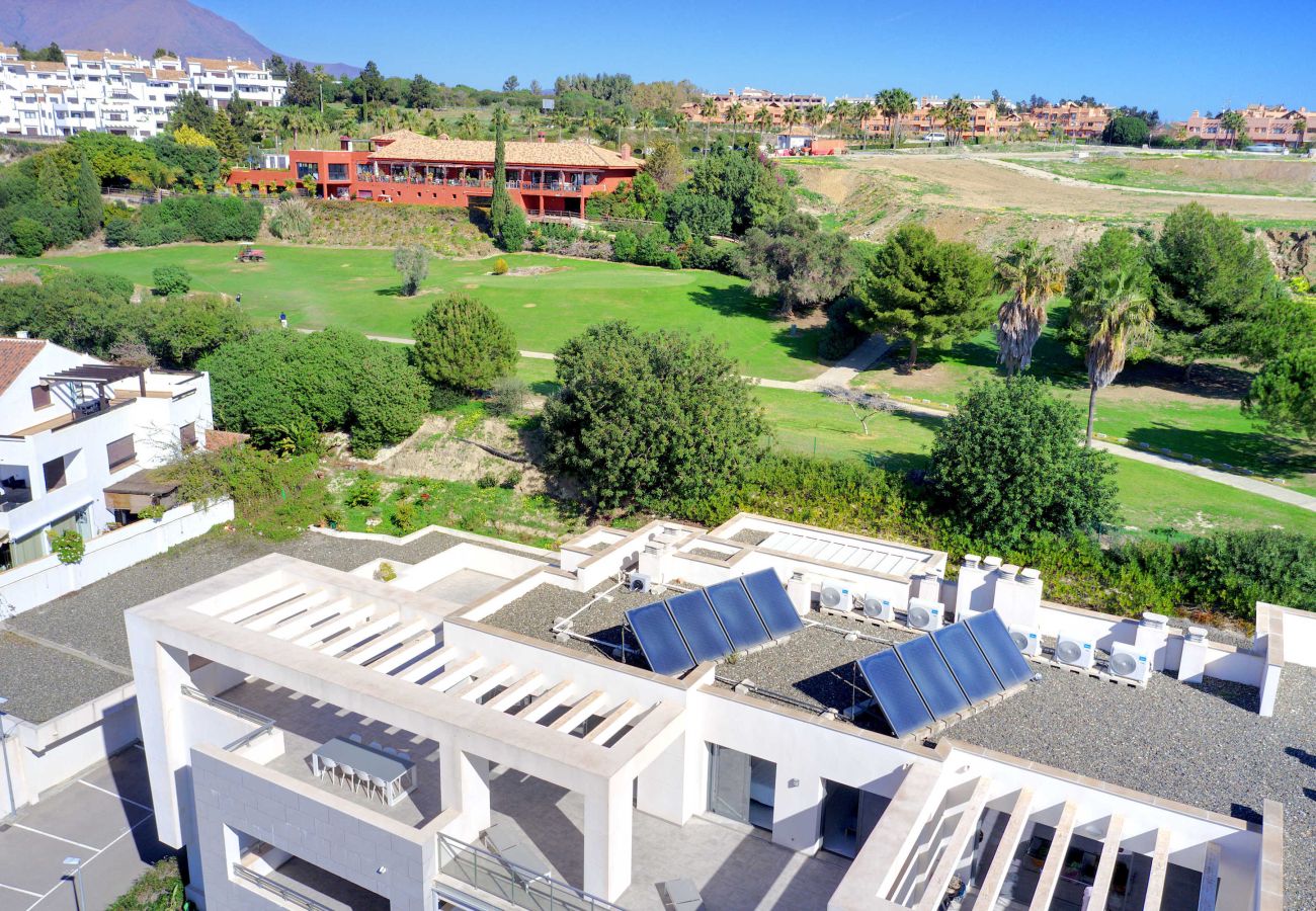 Apartamento en Casares - 3019 Stunning Penthouse with Golf & Sea View