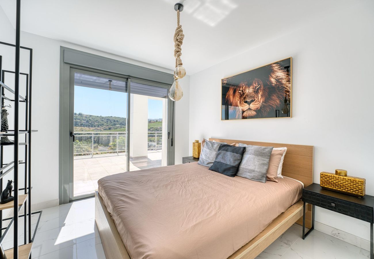 Apartamento en Casares - 3019 Stunning Penthouse with Golf & Sea View