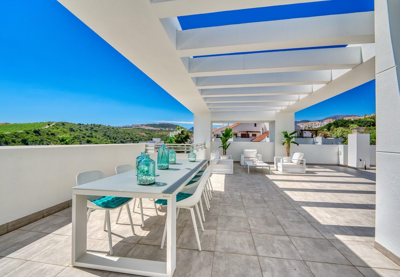 Apartamento en Casares - 3019 Stunning Penthouse with Golf & Sea View