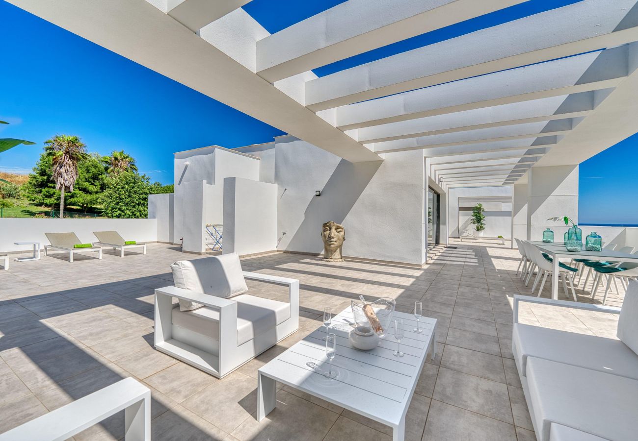 Apartamento en Casares - 3019 Stunning Penthouse with Golf & Sea View