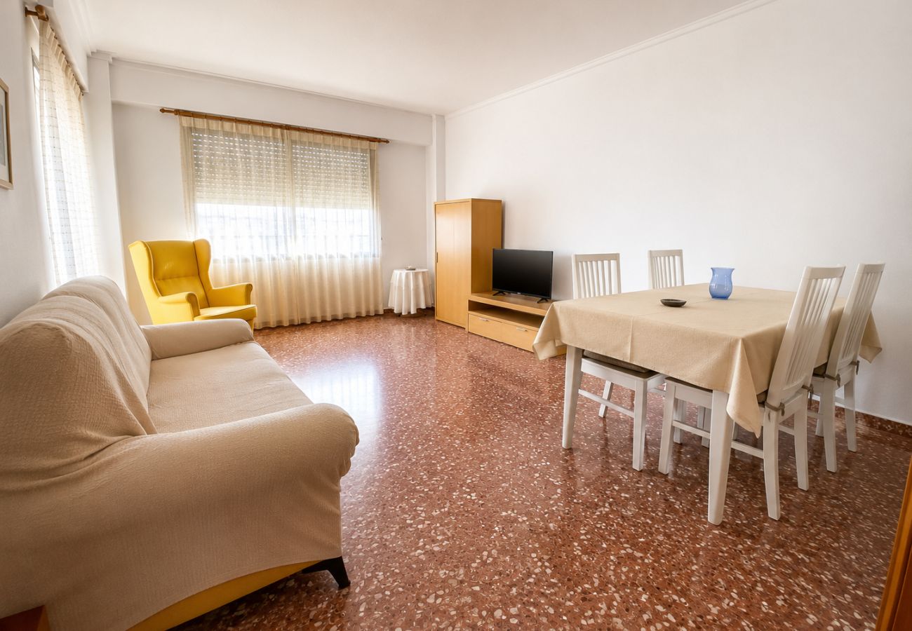 Apartamento en Xeraco Playa - MariPatri esc.I 3º pta.5