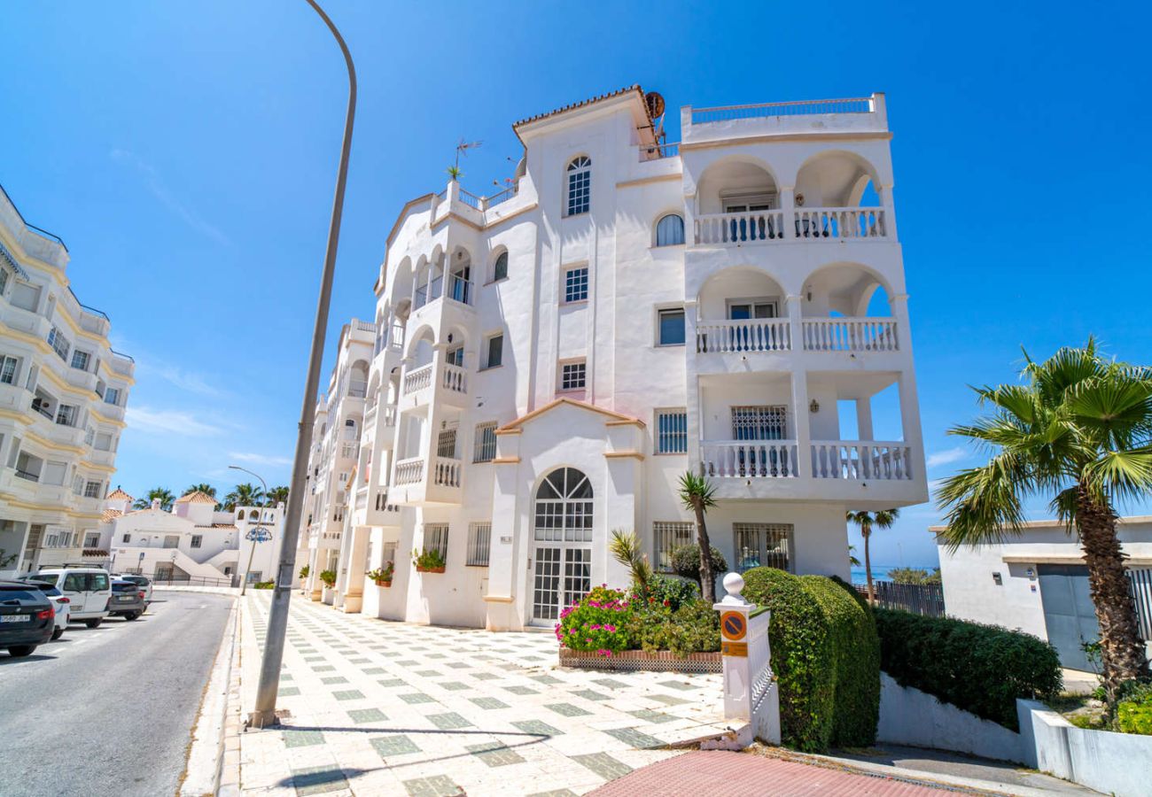 Apartamento en Nerja - Stella Maris Beachfront 3A by Casasol