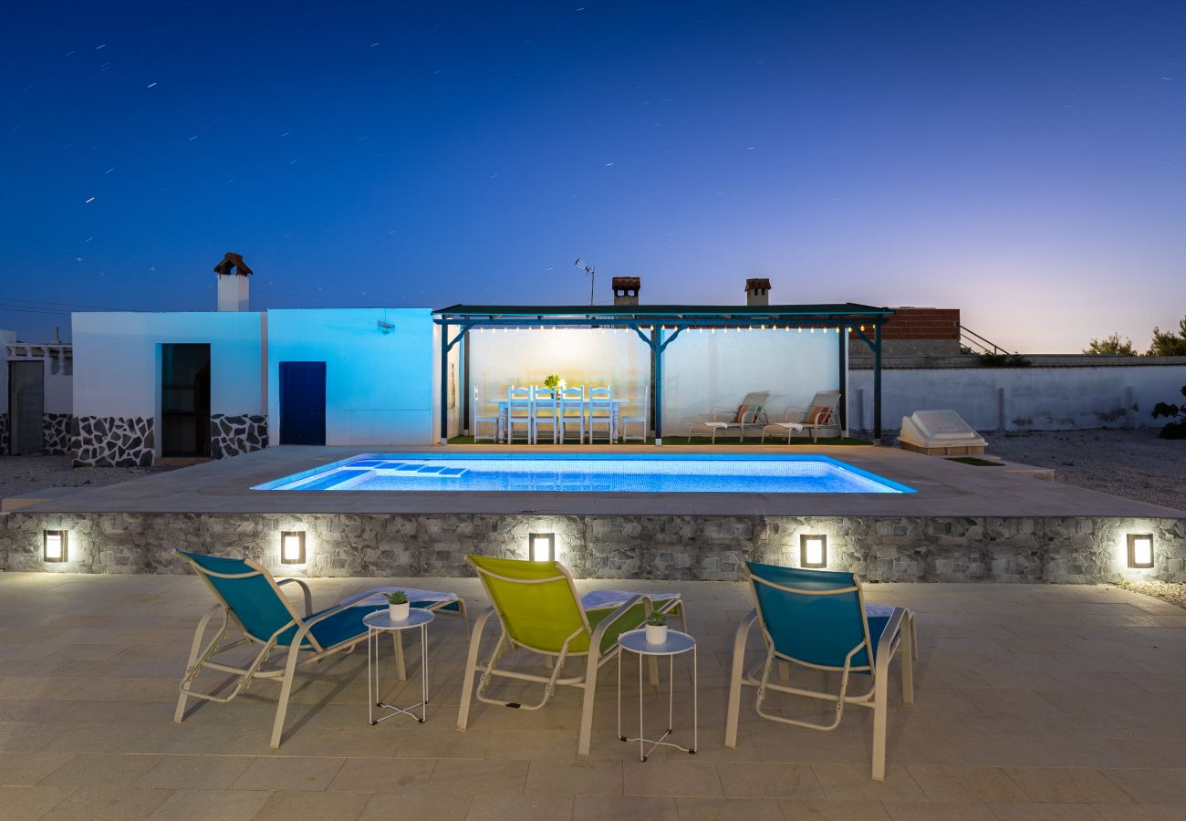 Villa en alquiler vacacional en Elche, Alicante