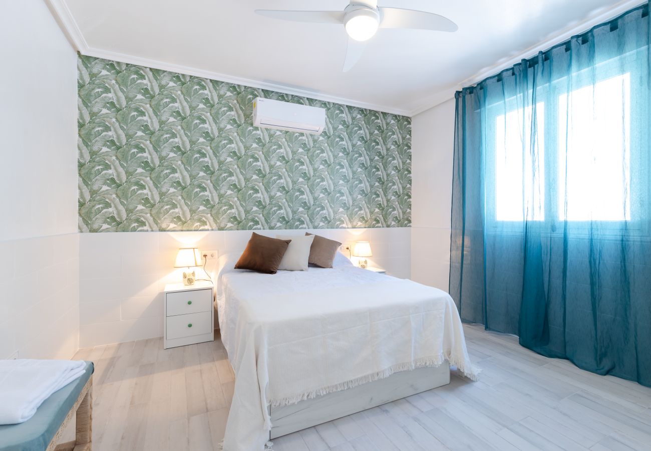 Villa en Elche - My Private Space by Fidalsa