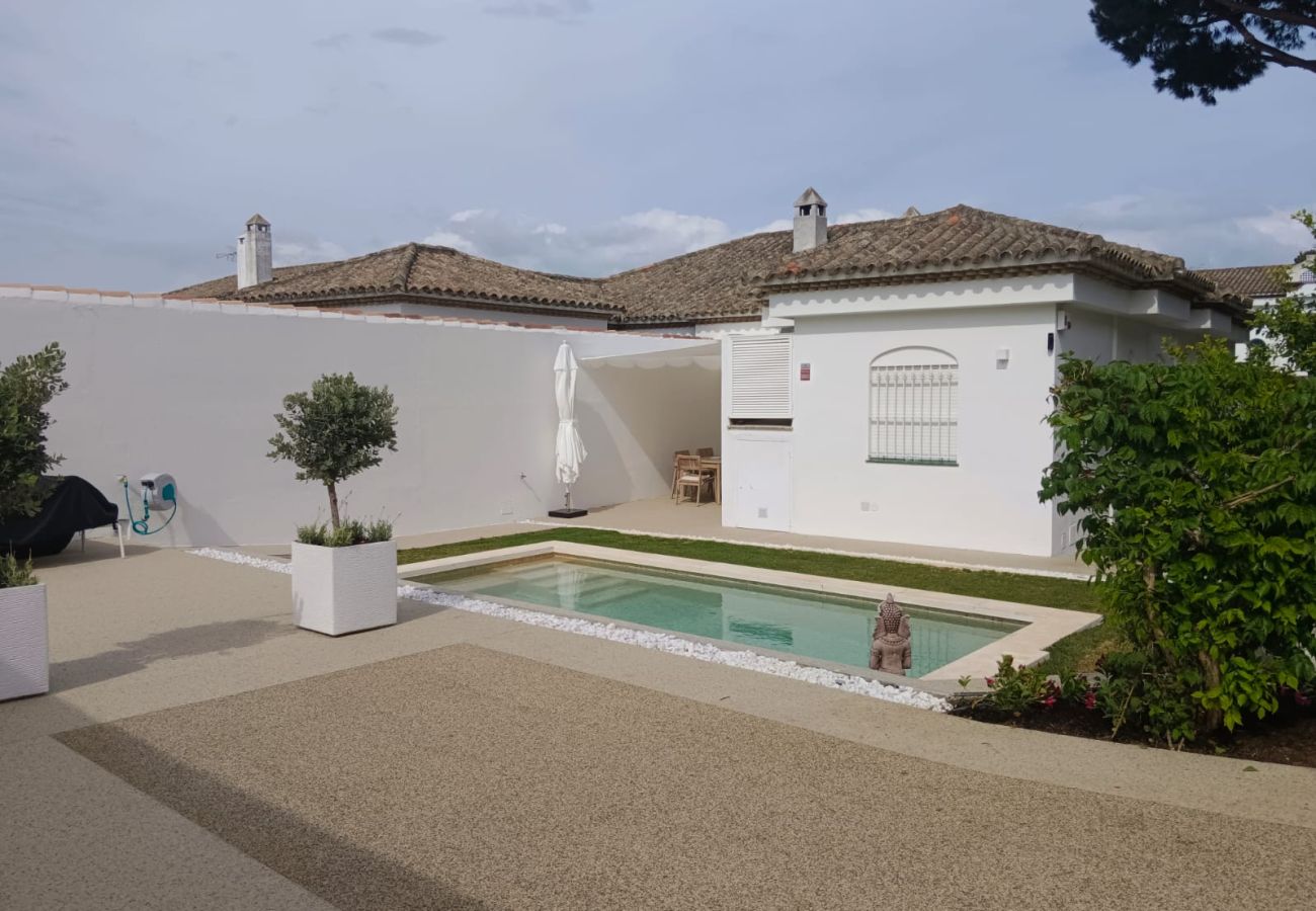 Casa rural en Chiclana de la Frontera - R103 Chalet Zalamea