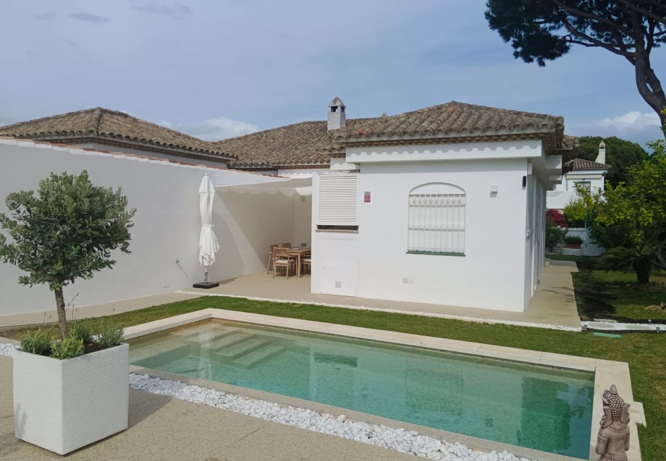 Casa rural en Chiclana de la Frontera - R103 Chalet Zalamea