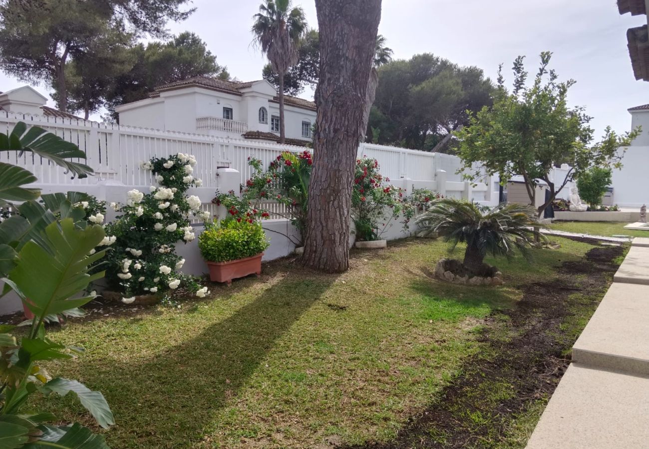 Casa rural en Chiclana de la Frontera - R103 Chalet Zalamea