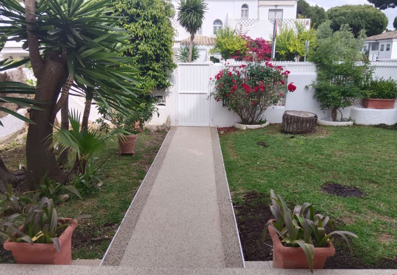 Casa rural en Chiclana de la Frontera - R103 Chalet Zalamea