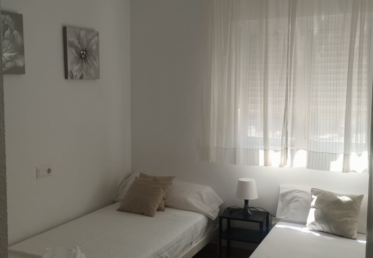 Apartamento en Playa de Gandía - 1.Roma V esc. 1 2º pta 6