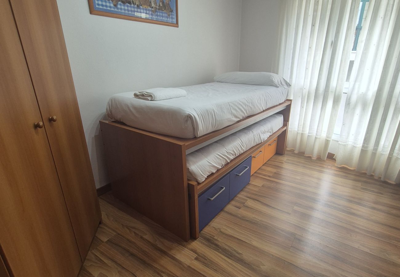 Apartamento en Luanco - 25A06 Centrico Playa 4 dormitorios Luanco