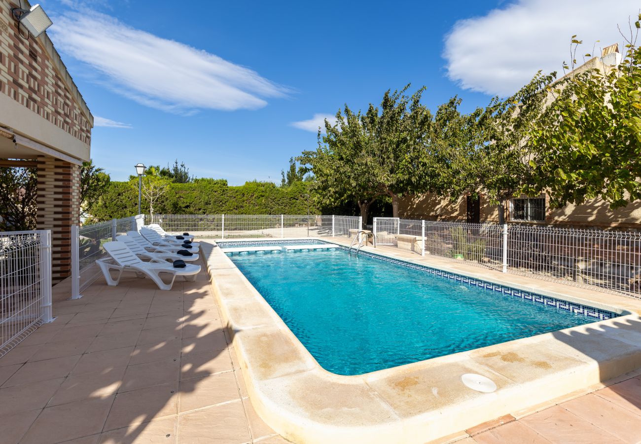 Alojamiento con piscina privada en Alicante