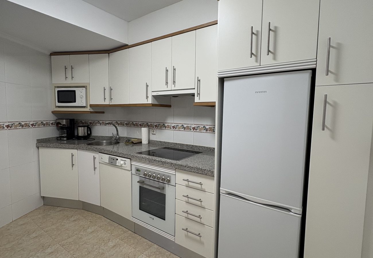 Apartamento en Gijón - 1A143 Amplio apartamento junto a la playa con masc