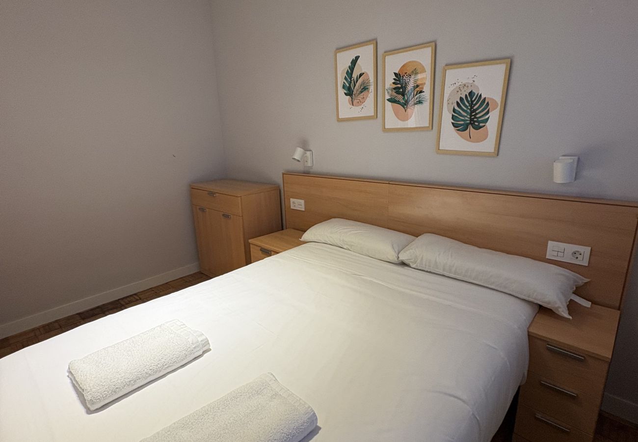 Apartamento en Gijón - 1A143 Amplio apartamento junto a la playa con masc