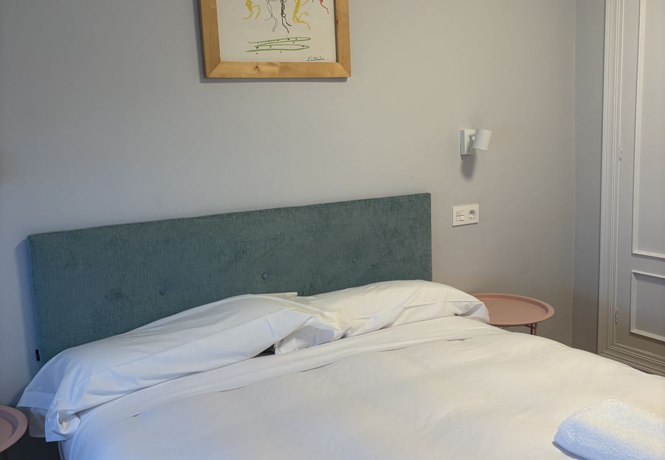 Apartamento en Gijón - 1B143 Amplio moderno 3 dormitorios  primera linea