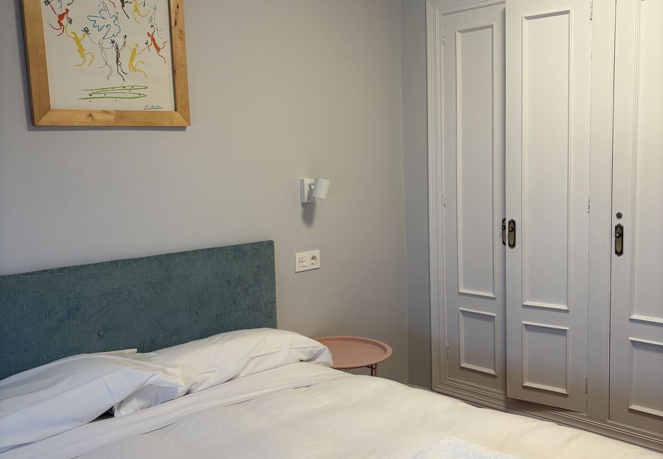 Apartamento en Gijón - 1B143 Amplio moderno 3 dormitorios  primera linea