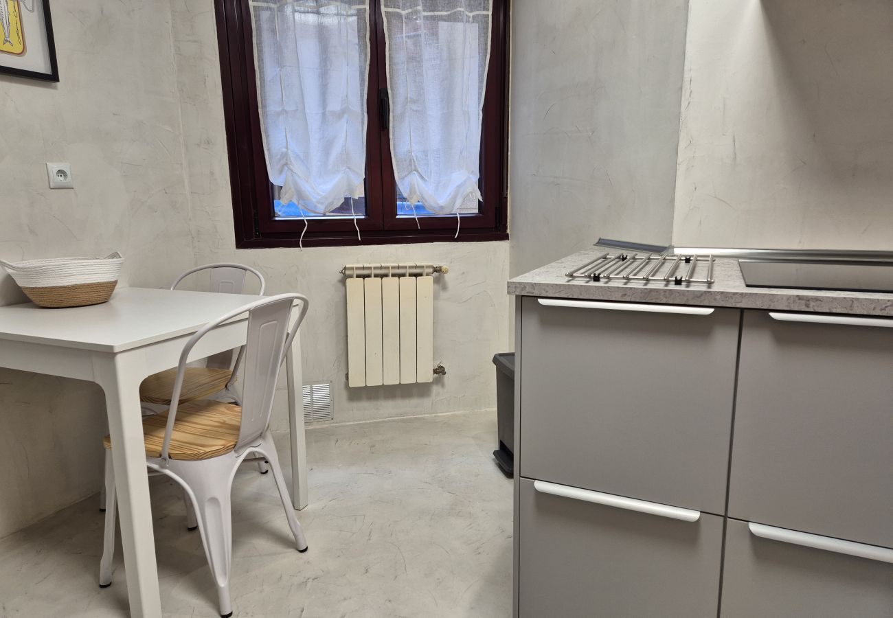 Apartamento en Oviedo - 651A Siente Oviedo Apartamento Céntrico  con garaj