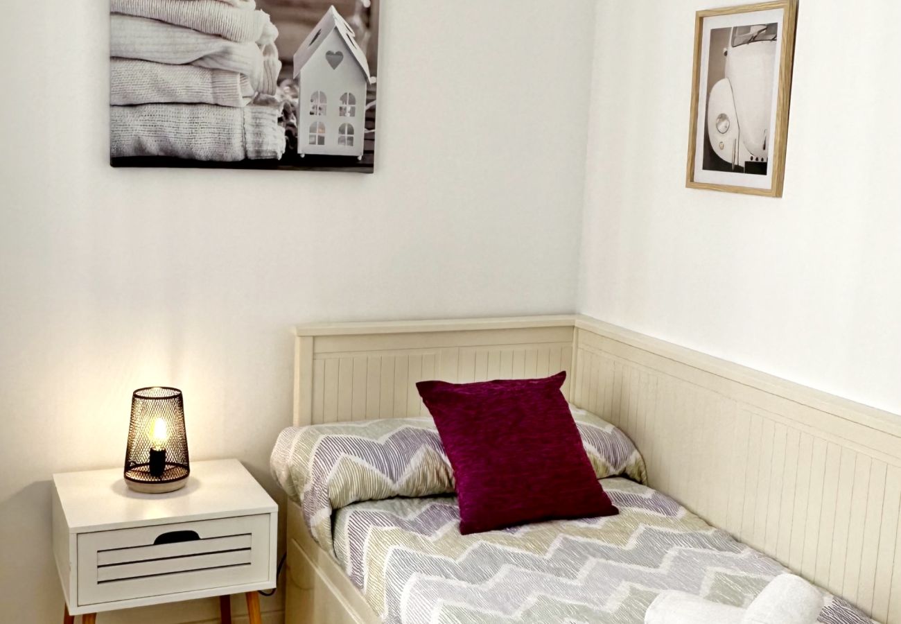 Apartamento en Gandia - BONAIRE 8 - A