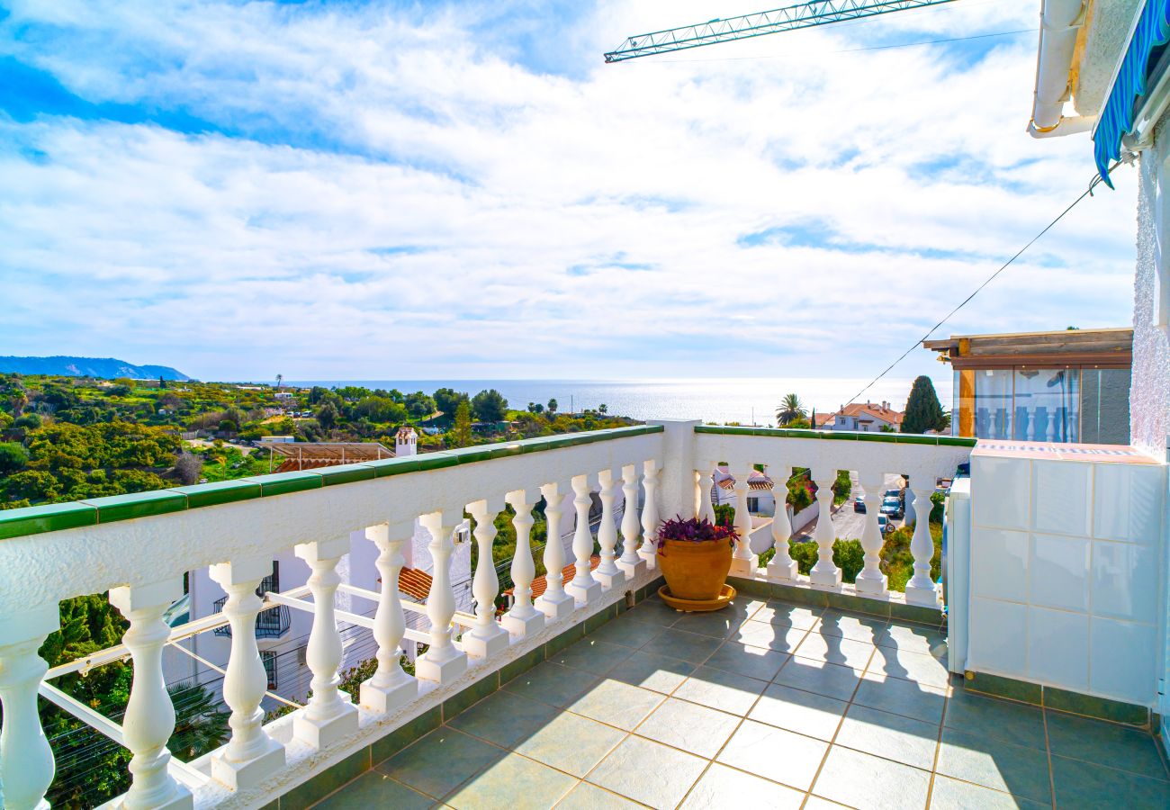 Apartamento en Nerja - Sunny Terrace Chimenea by Casasol
