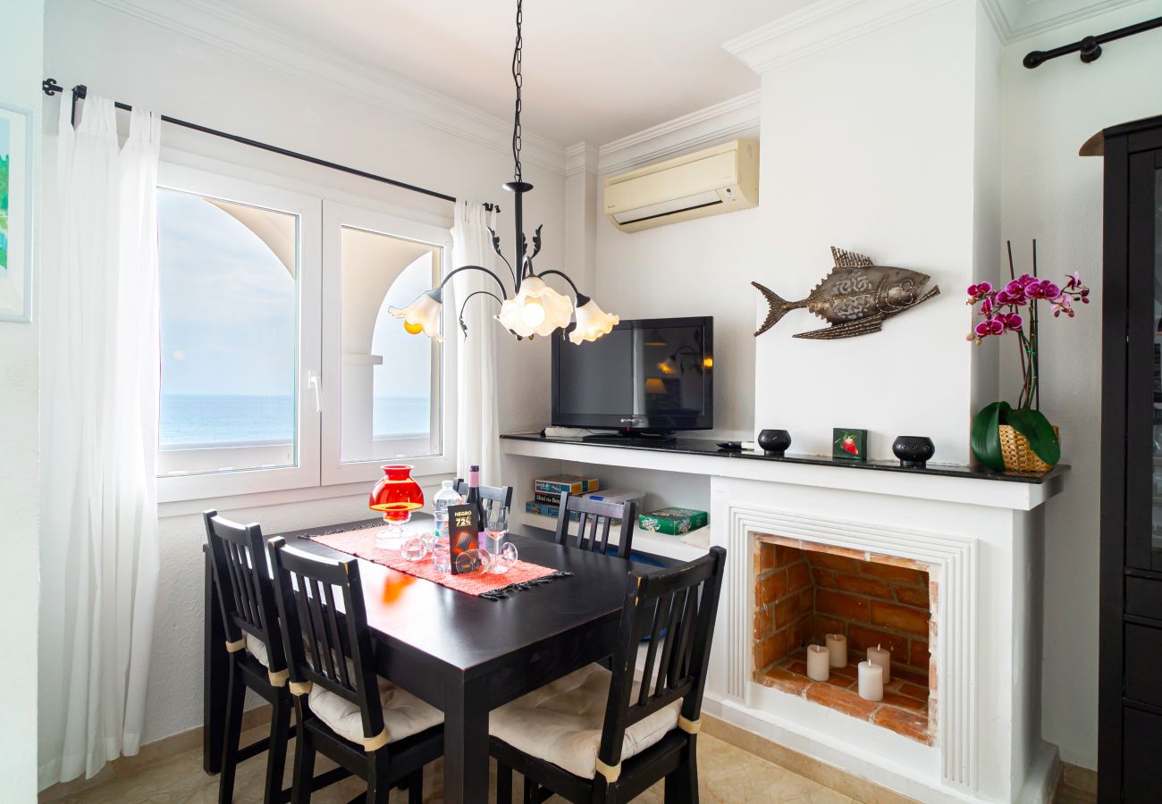 Apartamento en Nerja - Stella Maris Beachfront 2J by Casasol