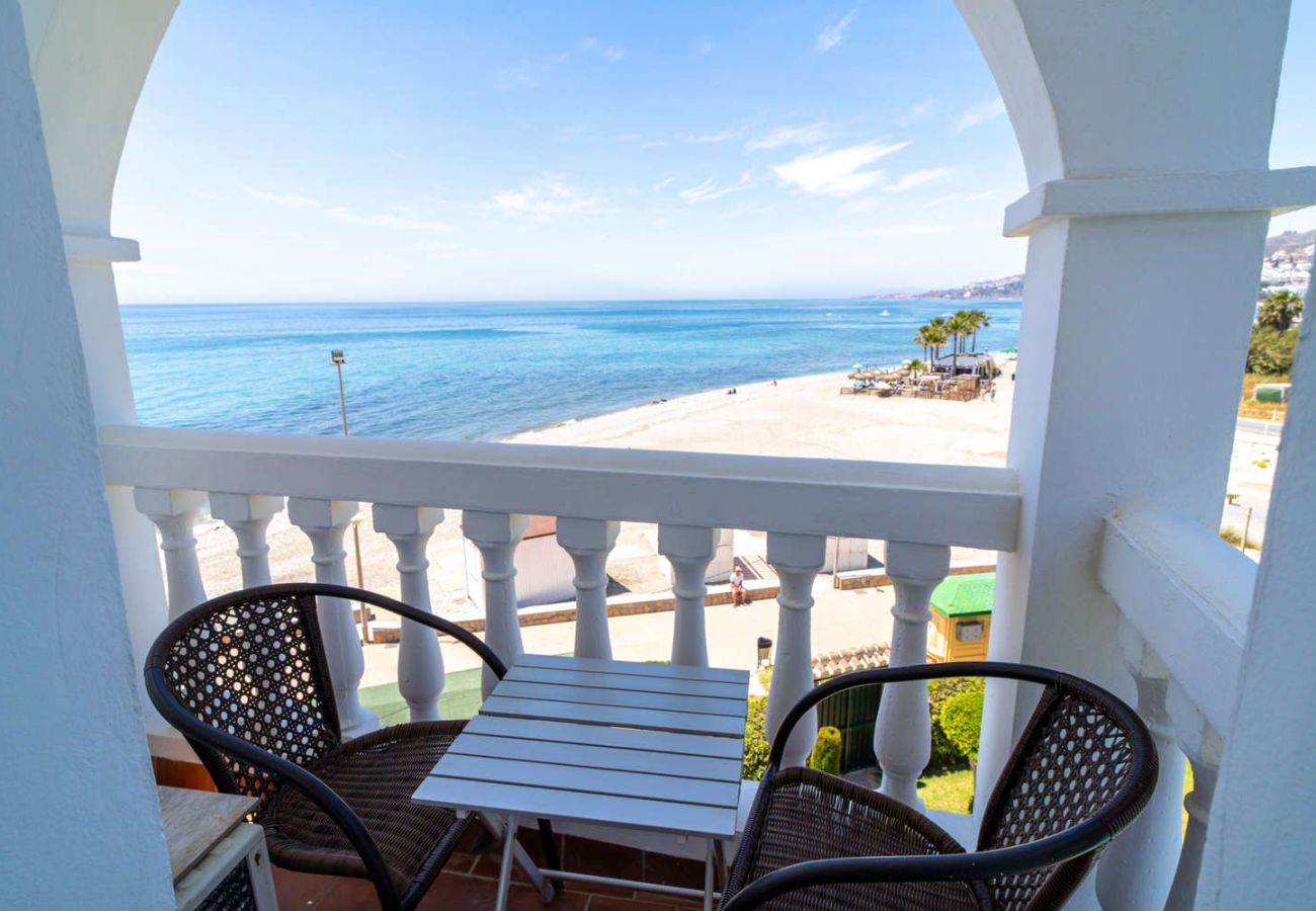 Apartamento en Nerja - Stella Maris Beachfront 2J by Casasol