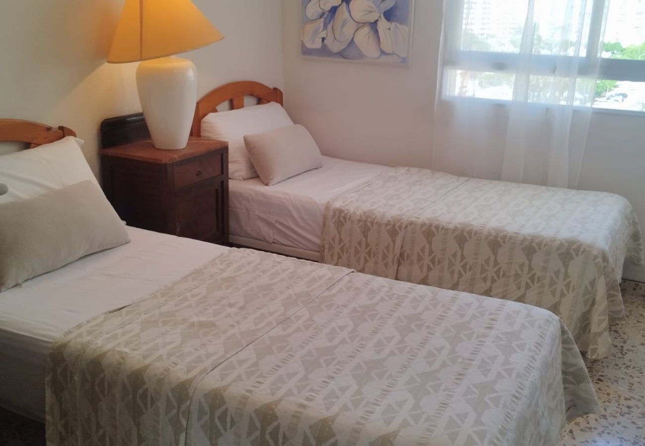 Apartamento en Playa de Gandía - 1.Manacor esc.I 8º pta.15