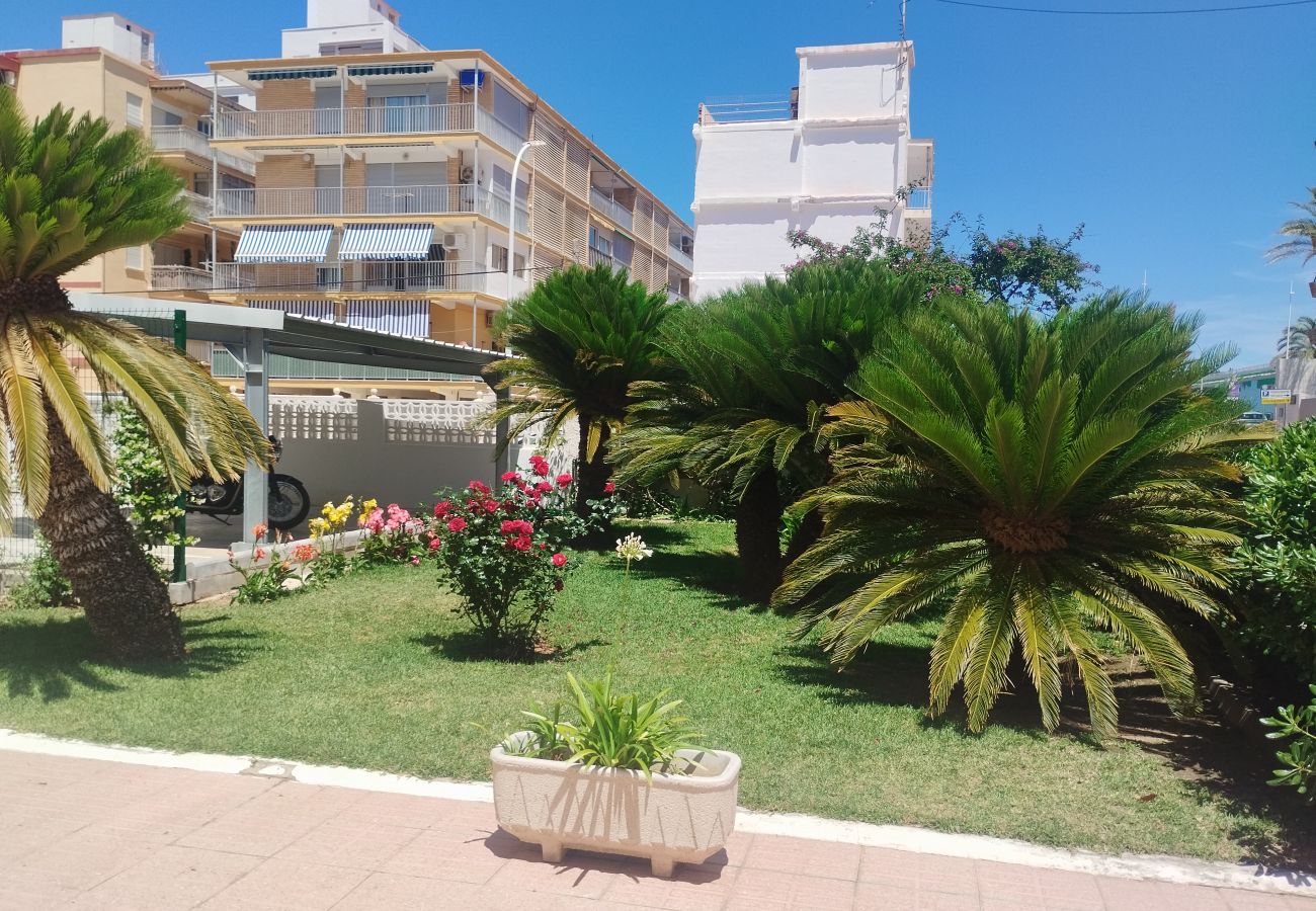 Apartamento en Playa de Gandía - 1.Manacor esc.I 8º pta.15
