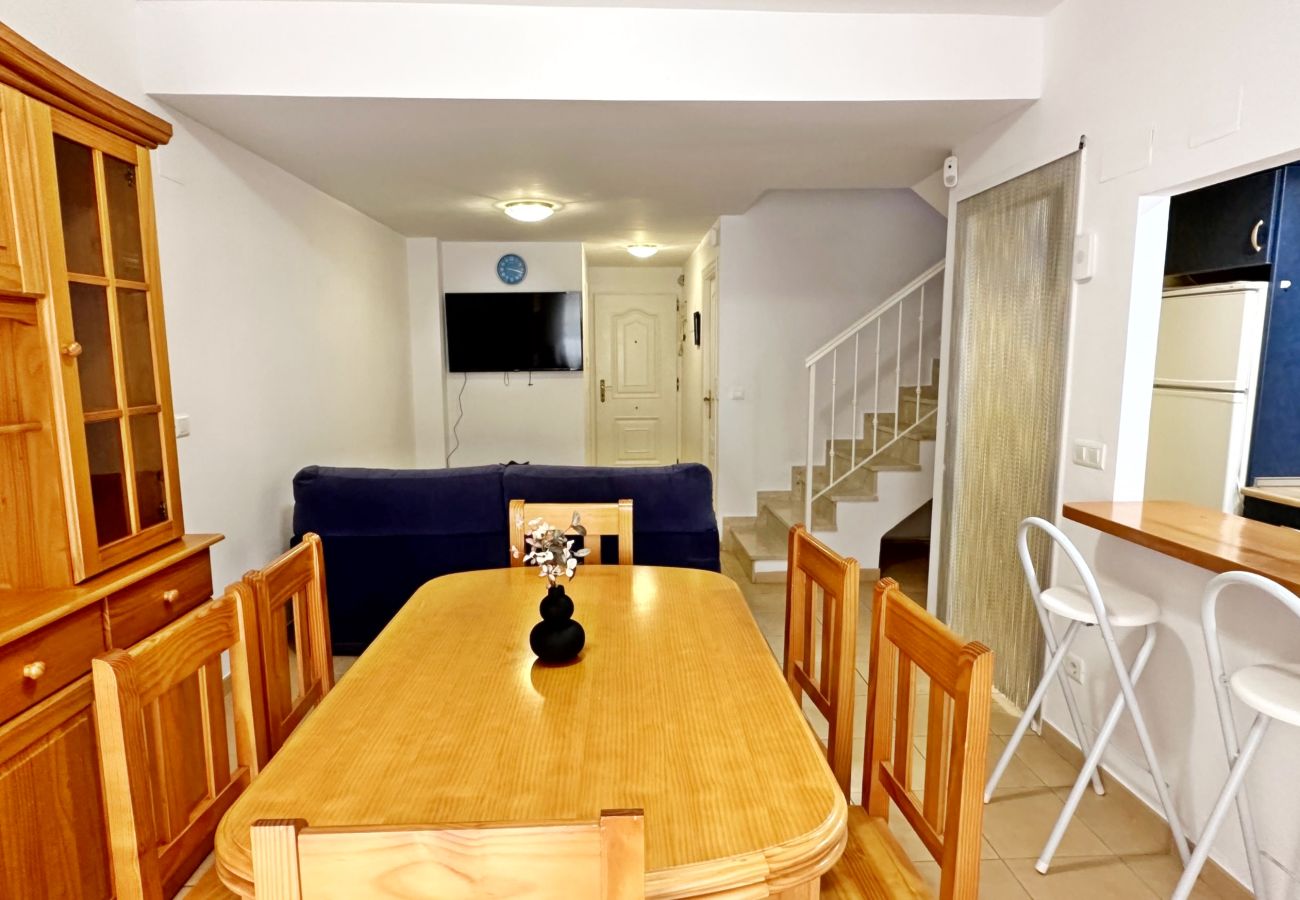 Casa adosada en Miramar Playa - ALCOIA 7 - F5