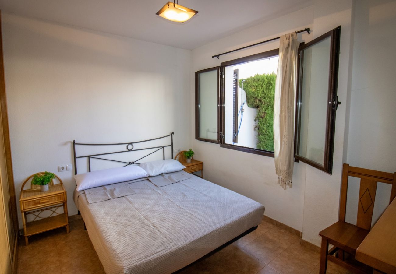 Apartamento en Alcoceber / Alcossebre - Bajo con terraza y piscina PLAYA CARGADOR