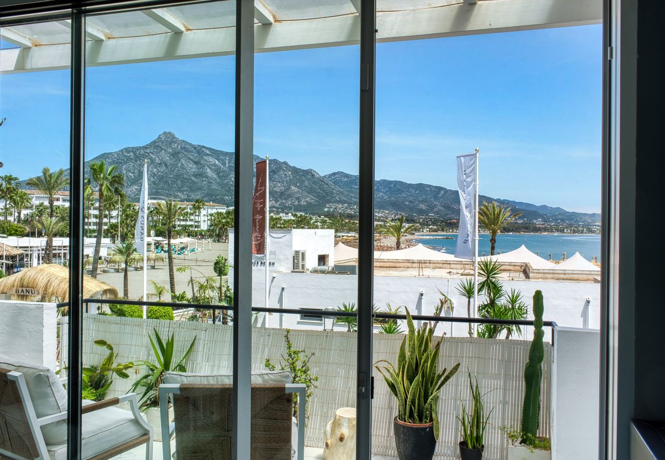 Apartamento en Marbella - 3095 Elegant Beachside Apartment in Puerto Banús