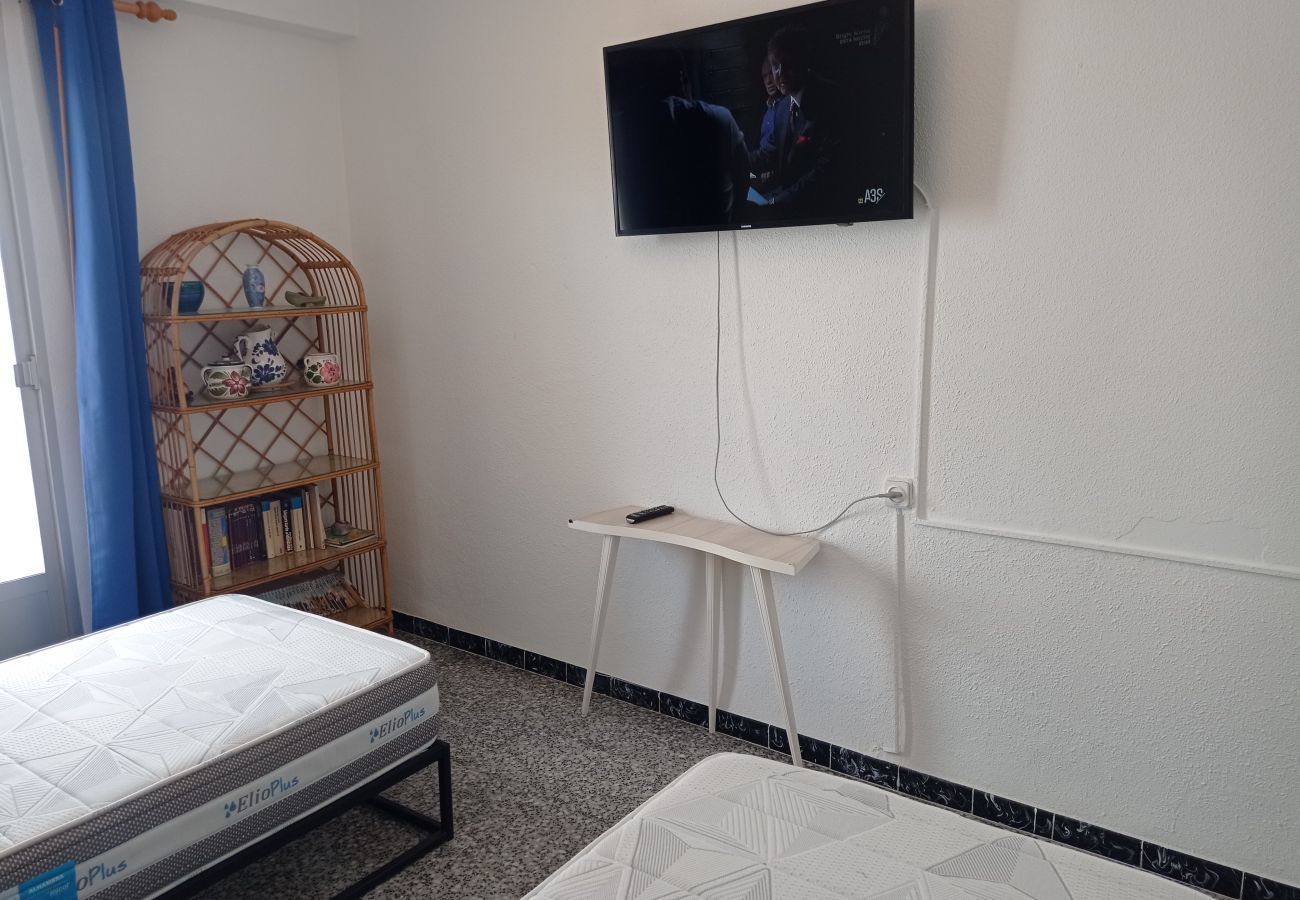 Apartamento en Playa de Gandía - 1.Mar Blau esc.I 3º pta 6