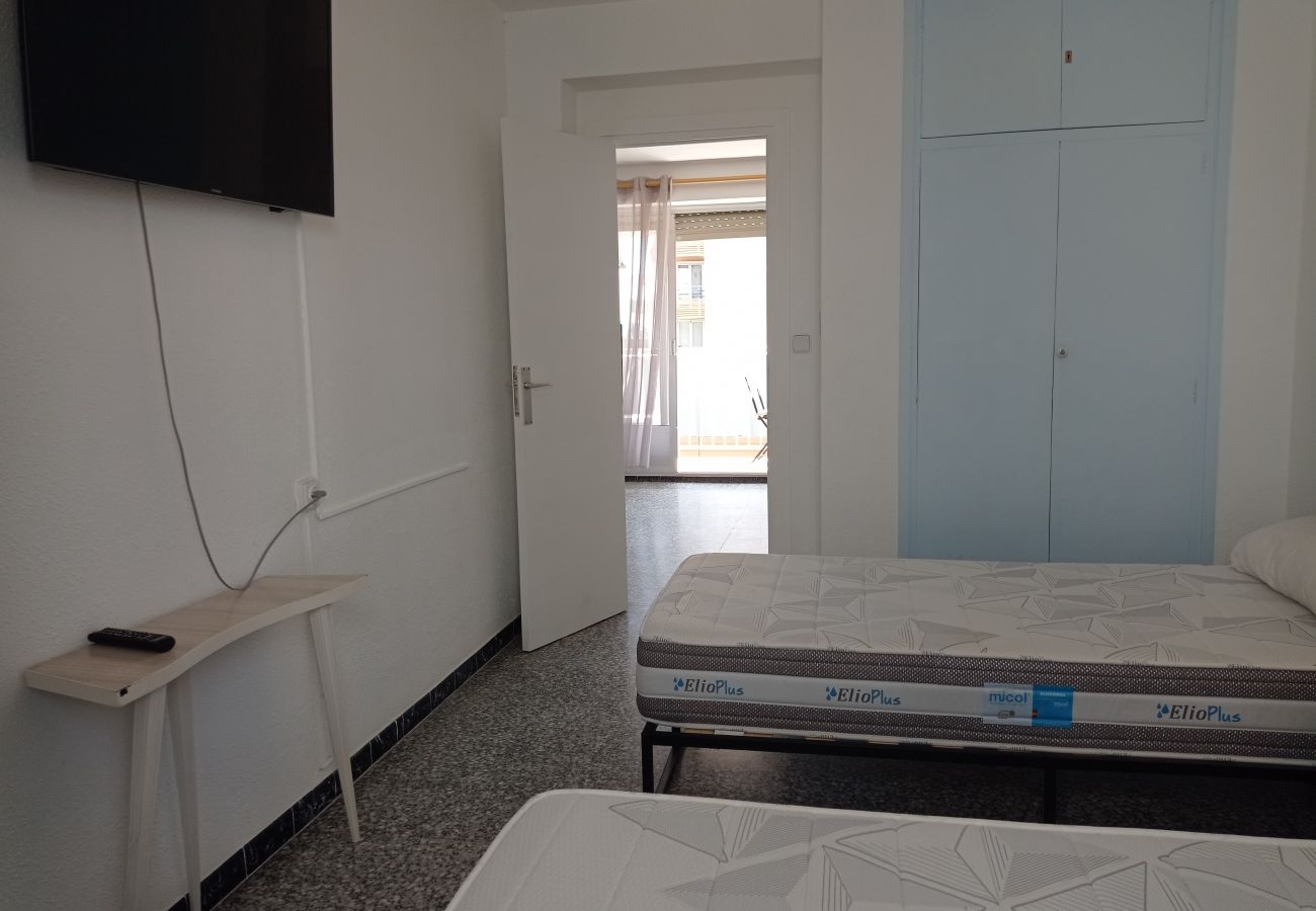 Apartamento en Playa de Gandía - 1.Mar Blau esc.I 3º pta 6