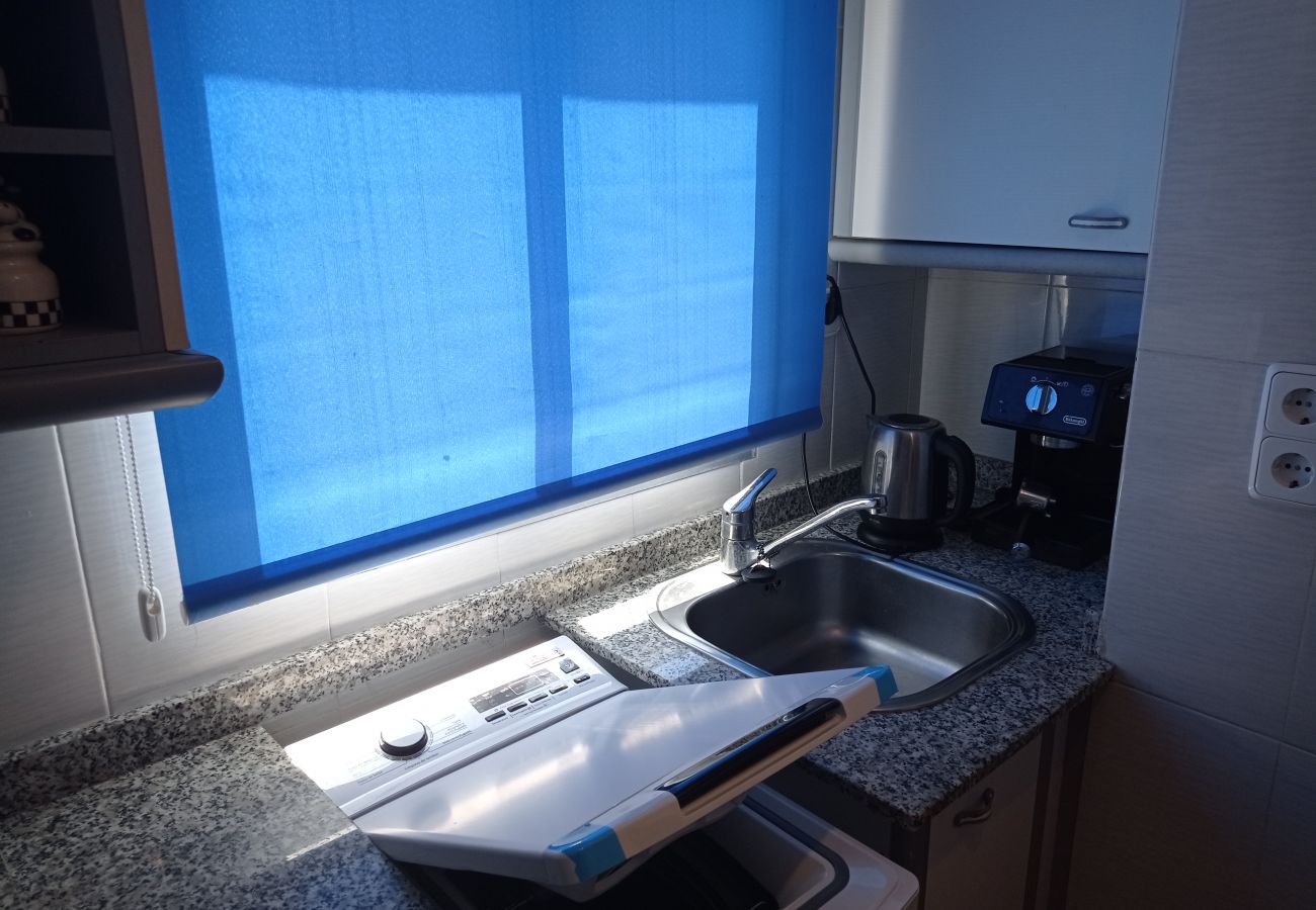 Apartamento en Playa de Gandía - 1.Mar Blau esc.I 3º pta 6