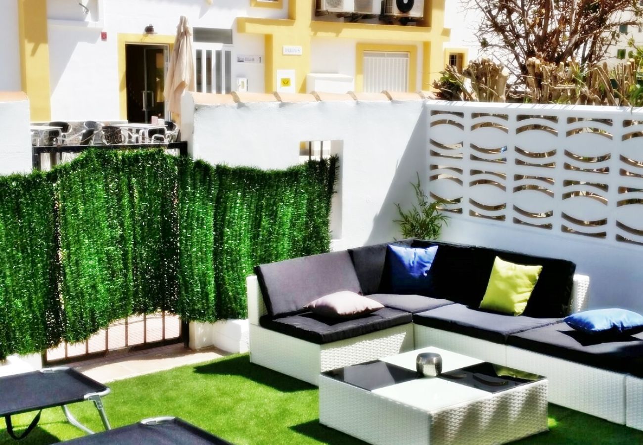 Apartamento en Oliva - FAMILY HOUSE - POLIGONO 4 14/16 Apartamento en Oliva - FAMILY HOUSE - POLIGONO 4 14/16